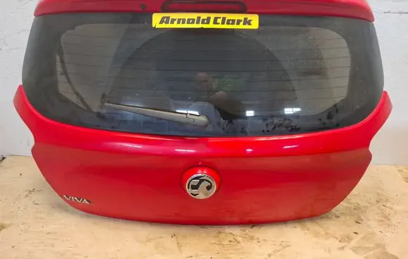 Tailgate/trunk/boot lid
