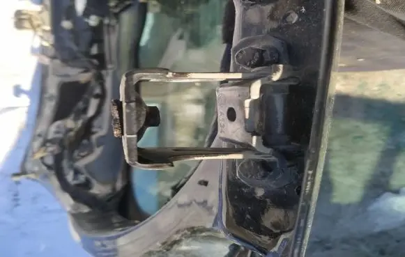 Alfa Romeo 147 Tailgate/trunk/boot hinge