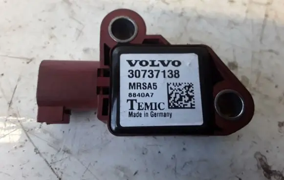 Volvo V50 Airbag deployment crash/impact sensor 30737138