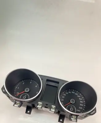 Volkswagen Golf VI Speedometer (instrument cluster) 5K0920871A