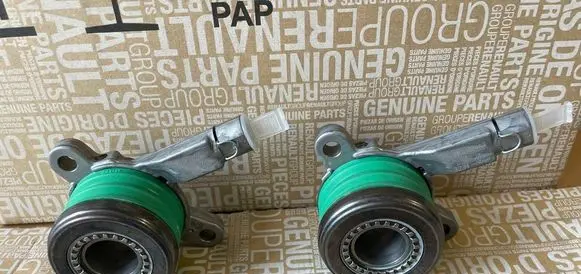 Renault Master III Clutch slave cylinder 306202443R 8201290863 8201290864