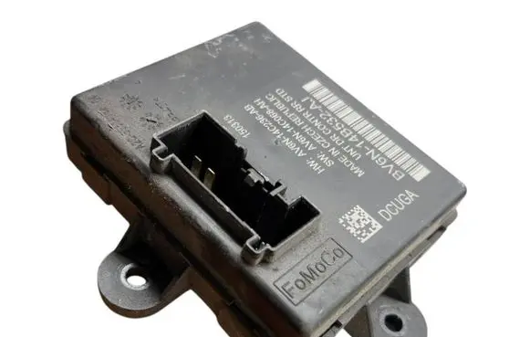 Ford Focus Door control unit/module BV6N14B532AJ AV6N14C068AH AV6N14C236AB