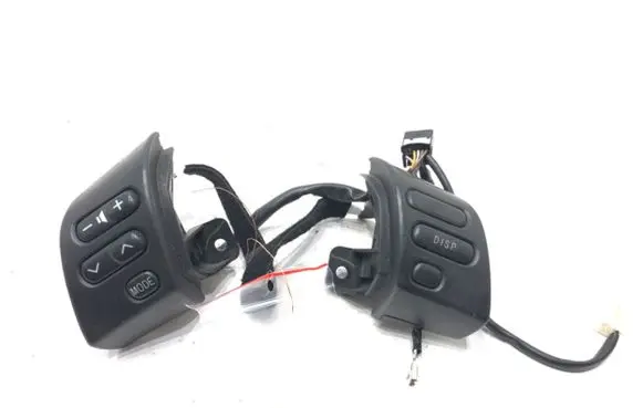 Steering wheel buttons/switches