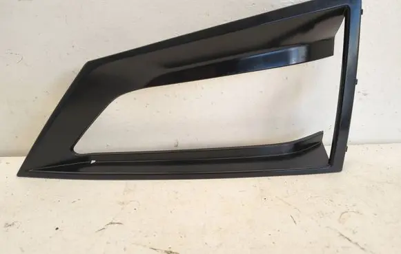 Skoda Fabia Mk4 (6VA) Front fog light trim/grill 6va807682autoas1 6va807682