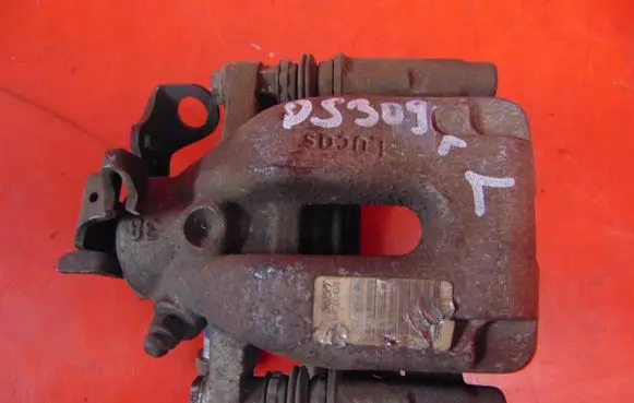 Citroen DS3 Rear brake caliper
