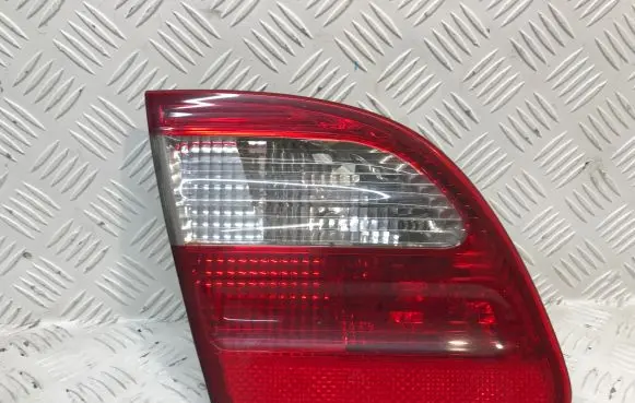 Mercedes-Benz E W211 Tailgate rear/tail lights A2118200777 A2118201364