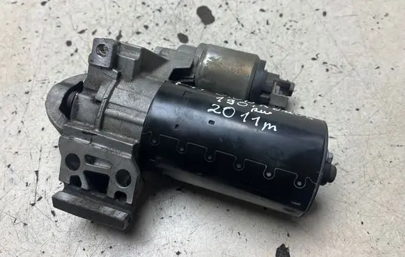 BMW 5 F10 F11 Starter motor 8506657 20110422 0001148010