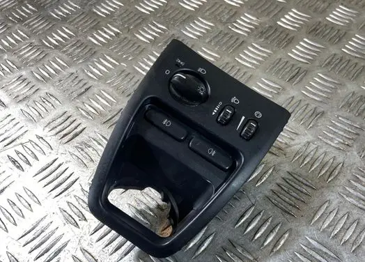 Volvo XC90 Light switch 8685452