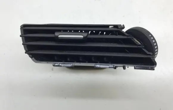BMW X1 F48 F49 Dashboard side air vent grill/cover trim 9292739 522457