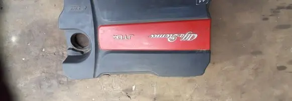 Alfa Romeo Mito Engine cover (trim)