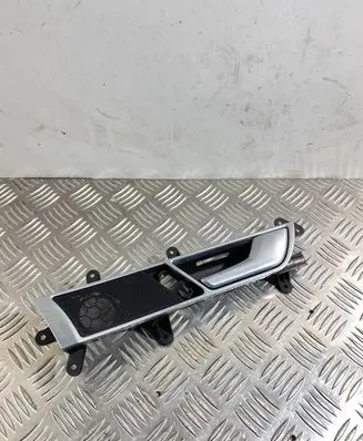 Audi A6 S6 C6 4F Front door interior handle 4F0837020C