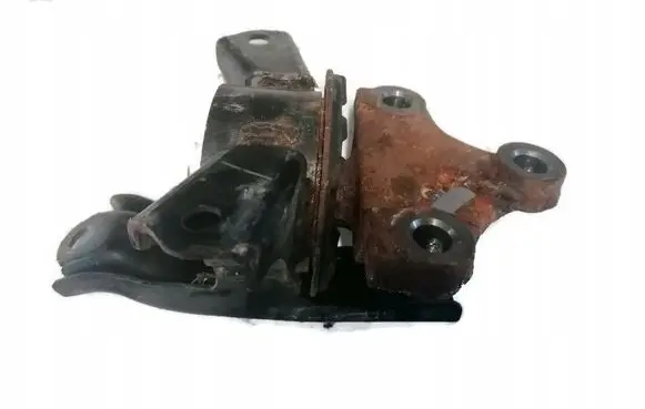 Mitsubishi Space Star Gearbox mount