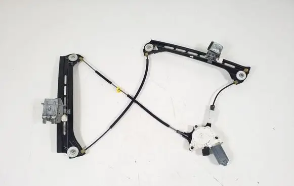 Mercedes-Benz E C207 W207 Front door window regulator with motor A2077200646
