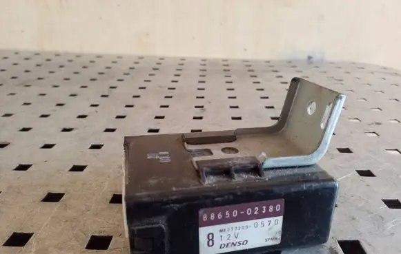 Toyota Corolla E120 E130 Other control units/modules 8865002380 MB2772000570