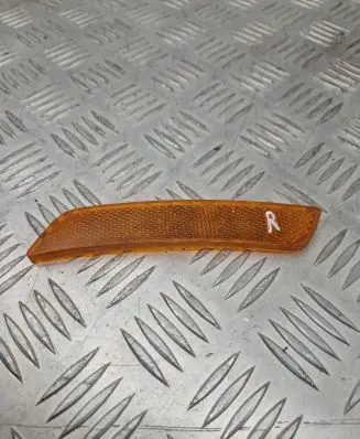 BMW 5 F10 F11 Front reflector 24135110