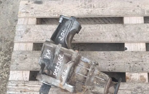 KIA Sportage Gearbox transfer box case Y051006176