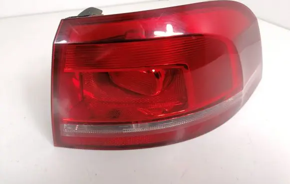 Volkswagen PASSAT B7 Rear/tail lights 3AF945096G
