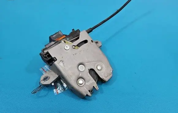 Volvo XC60 Tailgate/trunk/boot lock/catch/latch 30784560 IMPRK1593977