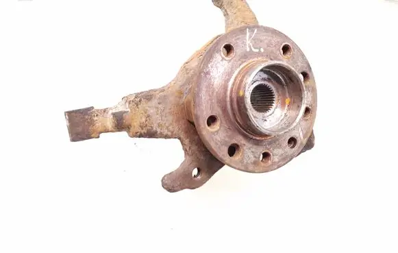 Opel Zafira A Front wheel hub spindle knuckle