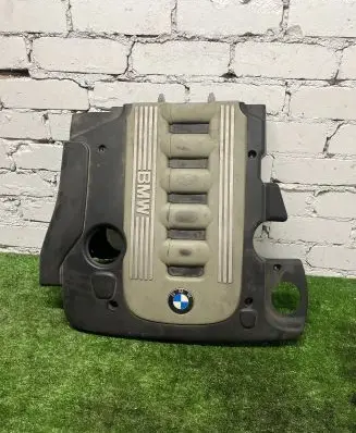 BMW 5 E60 E61 Engine cover (trim)
