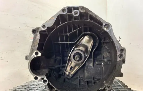 Audi A4 S4 B6 8E 8H Manual 5 speed gearbox CBK