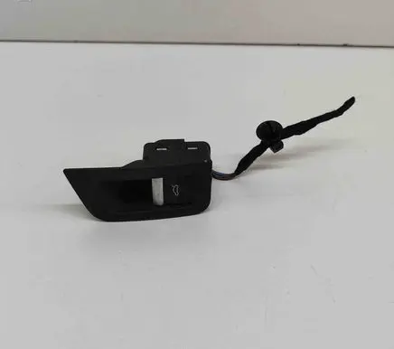 Audi Q8 Tailgate/boot open switch button 4M1959829 4M0959831A