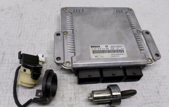 Mitsubishi Space Star Engine ECU kit and lock set 0281010438 8200058052 MR507872