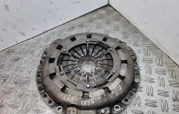 BMW 3 E90 E91 Pressure plate 7560204 21217560204