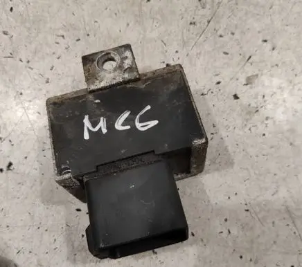 Renault Megane II Glow plug pre-heat relay