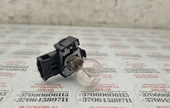 Volkswagen Jetta V Tail light bulb cover holder 1K5945260