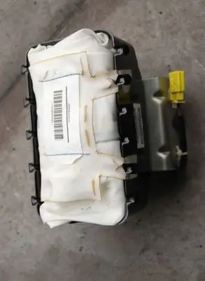 Jeep Grand Cherokee (WK) Steering wheel airbag 2008R