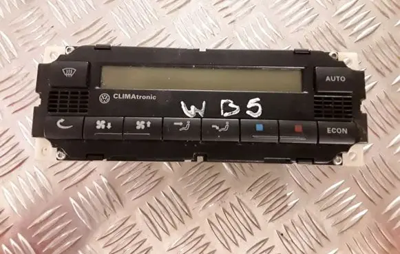 Volkswagen PASSAT B5 Climate control unit 5HB00761703 3B2907044A