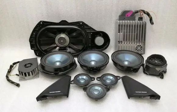 Mercedes-Benz E W212 Audio system kit A2128202102