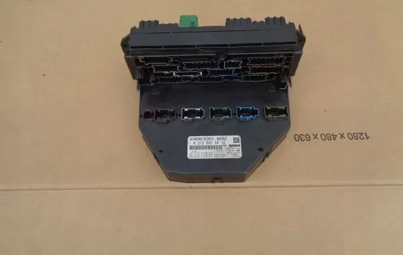 Mercedes-Benz E W212 SAM control unit A2129005812