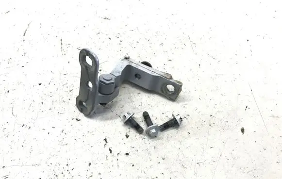 Volvo XC40 Front door lower hinge 31457071