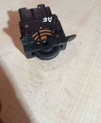 Ford Explorer Other switches/knobs/shifts PA66GF33 9876491