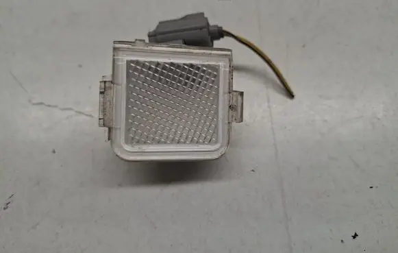 Lexus CT 200H Front door wing mirror part 