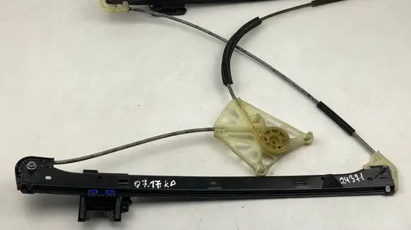 Audi Q7 4M Front window lifting mechanism without motor 4M0837461A