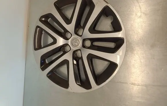 Opel Insignia B R17 wheel hub/cap/trim 