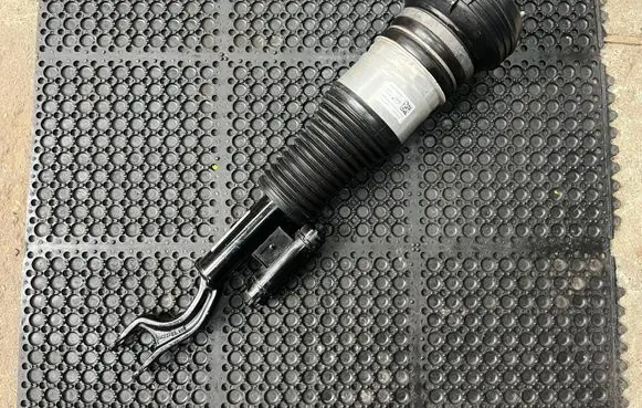 Mercedes-Benz S W223 Air suspension front shock absorber a2233208503 80980788
