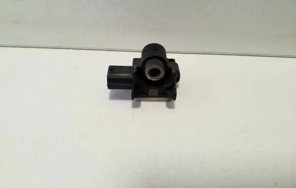 Mitsubishi Outlander Airbag deployment crash/impact sensor 8651A165