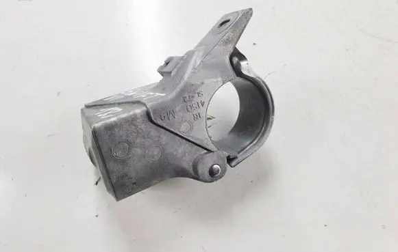 Suzuki Swift III Steering wheel lock 