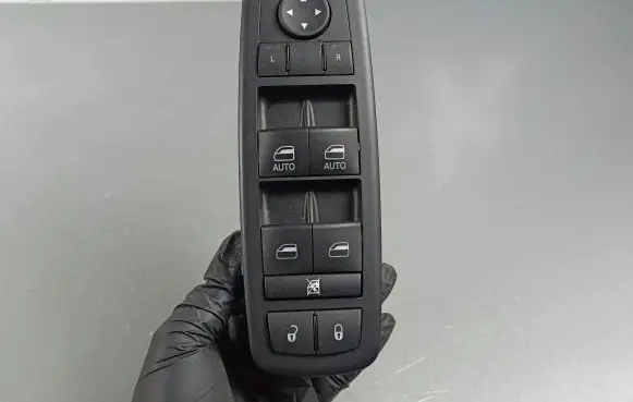 Jeep Grand Cherokee Electric window control switch 68184802AB