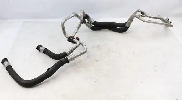 BMW 5 GT F07 Oil cooling pipe 7590613 7590614