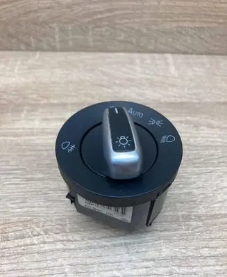 Volkswagen PASSAT B7 Light switch 3C8941431