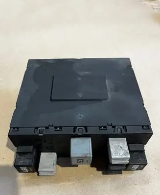 Volkswagen Golf V Engine control unit/module 3C0937049A 3C0937049AE