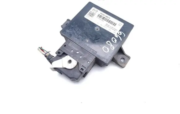 Mazda CX-5 Voltage converter inverter PE0318572 0373947867 8ES01087100