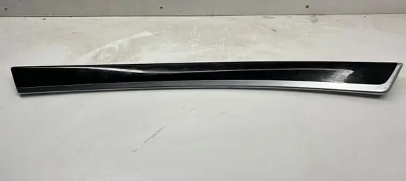 BMW 5 F10 F11 Dashboard glove box trim 509486