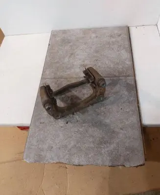 Renault Kangoo II Front Brake Caliper Pad/Carrier 