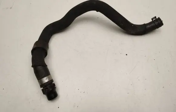 Mercedes-Benz CLS C218 X218 Air intake hose/pipe A2185012082